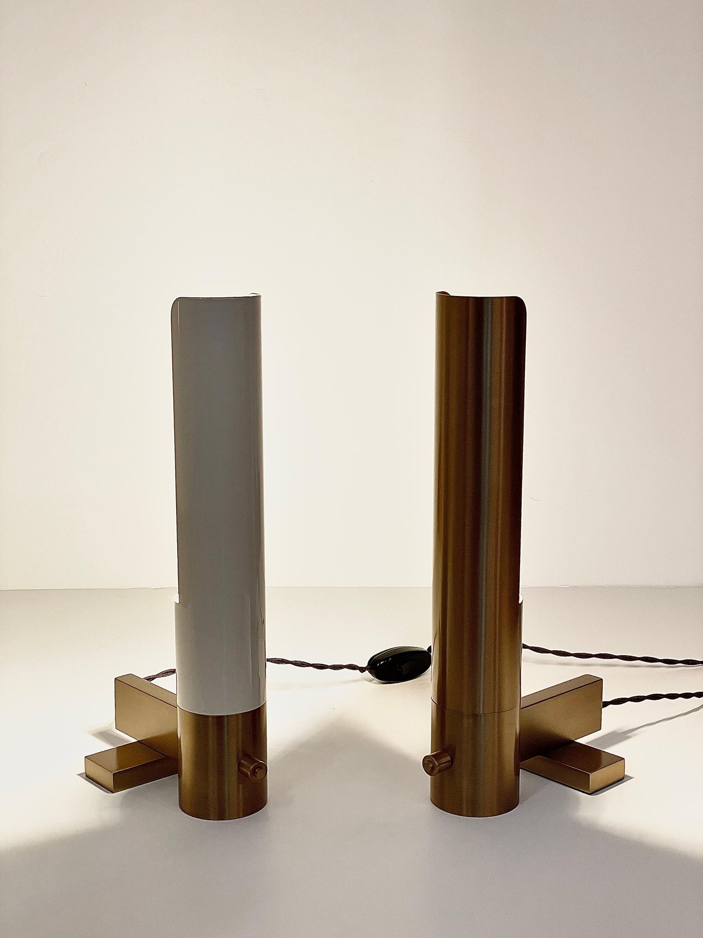 UPLIGHT TABLE LAMP BRASS & PAINTED