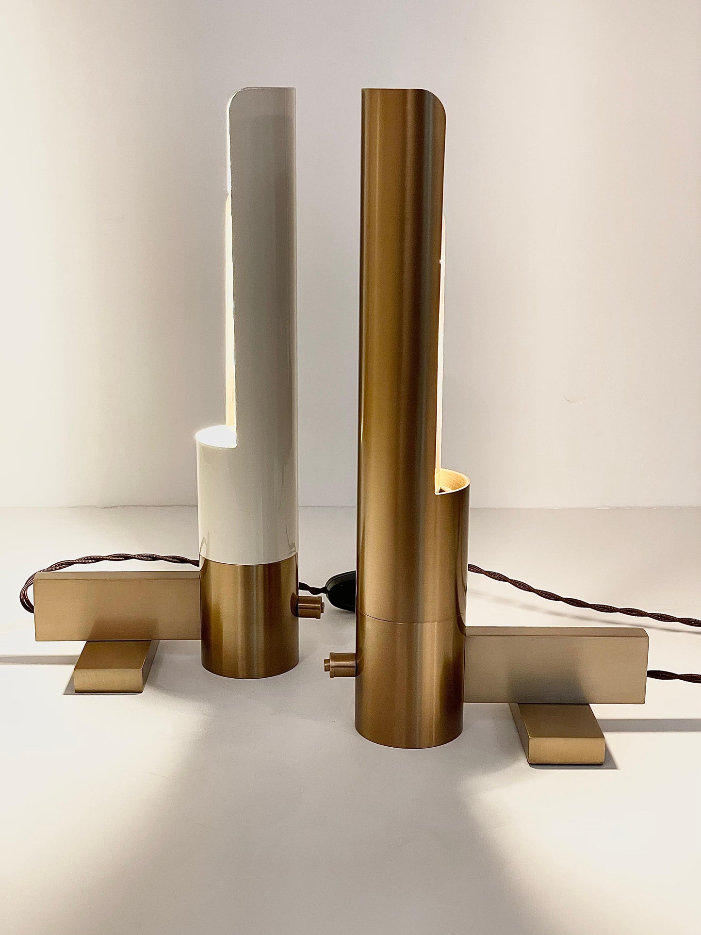 UPLIGHT TABLE LAMP BRASS & PAINTED
