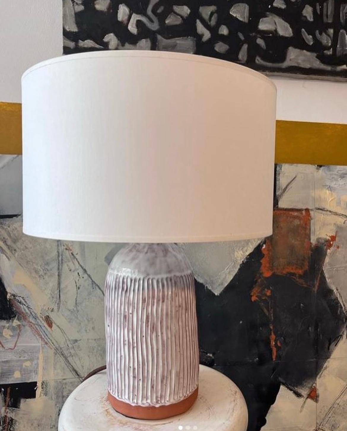 CREMA TABLE